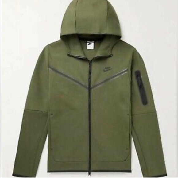 Nike Other - Nike Tech Fleece Zip Up Hoodie (Medium)